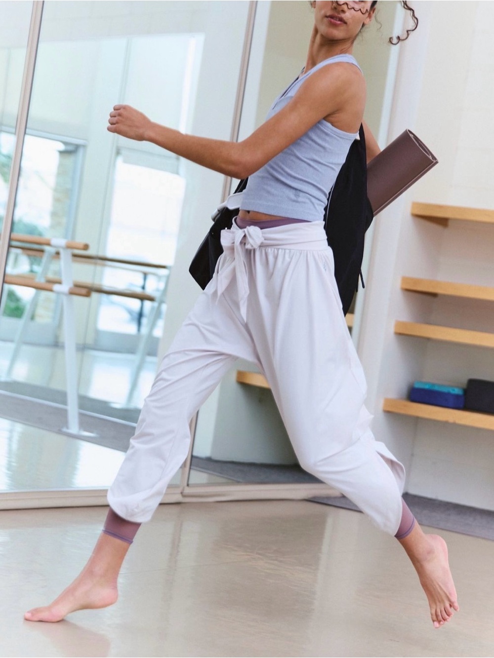 Free People Movement Retreat Yoga Pants Sz XS - Picture 5 of 9